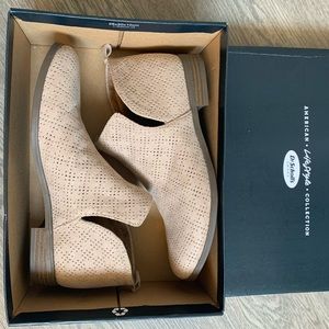 Dr Scholl’s Women’s 6.5 Nude Booties
